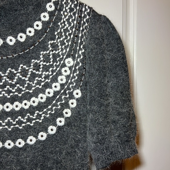 Leo and Ugo gray sweater with flower and crystal detail. Sz 1 - Picture 3 of 7